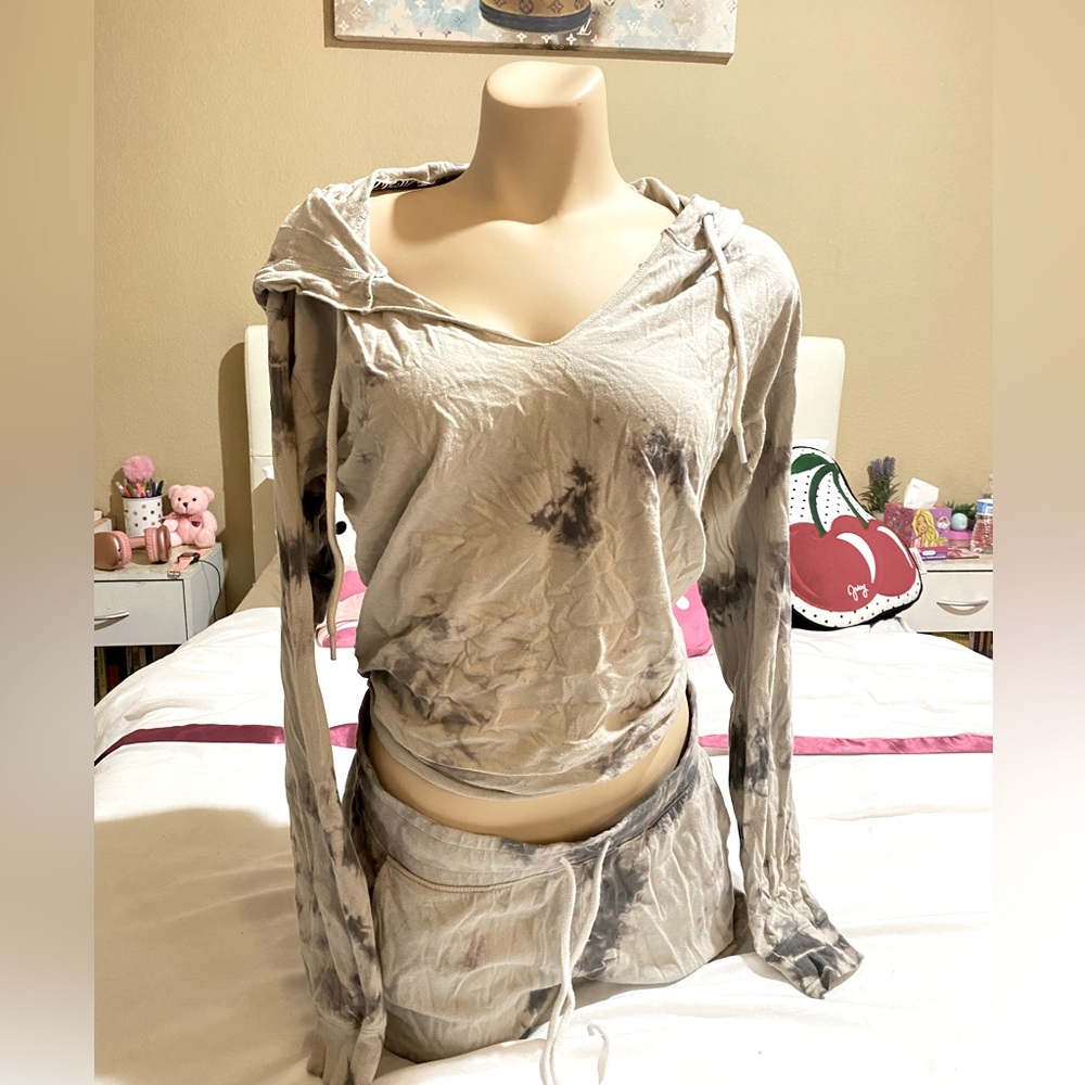 Victoria's Secret PINK tie dye lounge sweatsuit